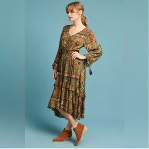 Elegant Green Paisley Long Sleeve Dress